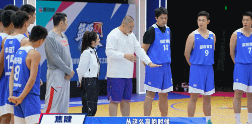 为什么智能穿戴设备对篮球运动员发展重要_2
